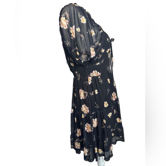 Tinsel Black Floral Mini Dress Size M NWT - Picture 5 of 14